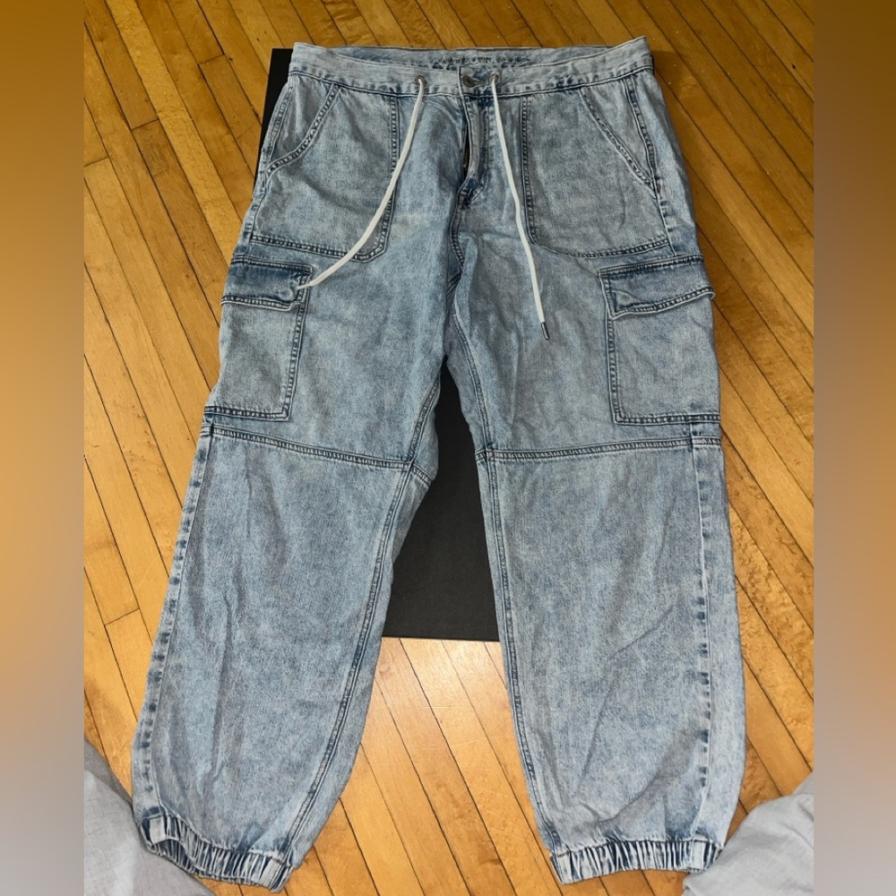 American Eagle Cargo Jeans